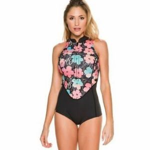 Billabong Wet Suit Andy Warhol sz 10